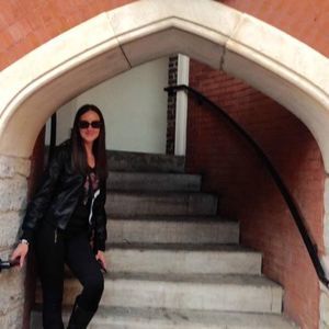 Meet your Posher, Laurie